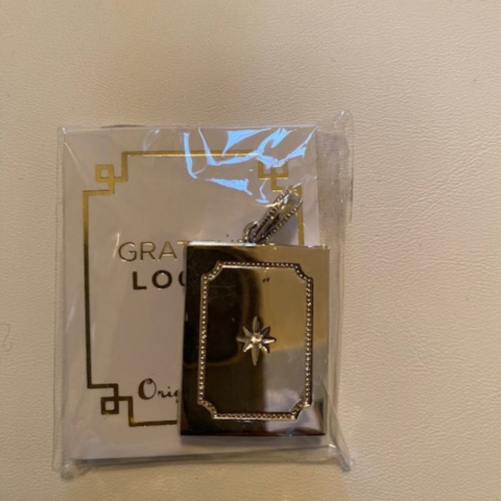 Gratitude locket NEW